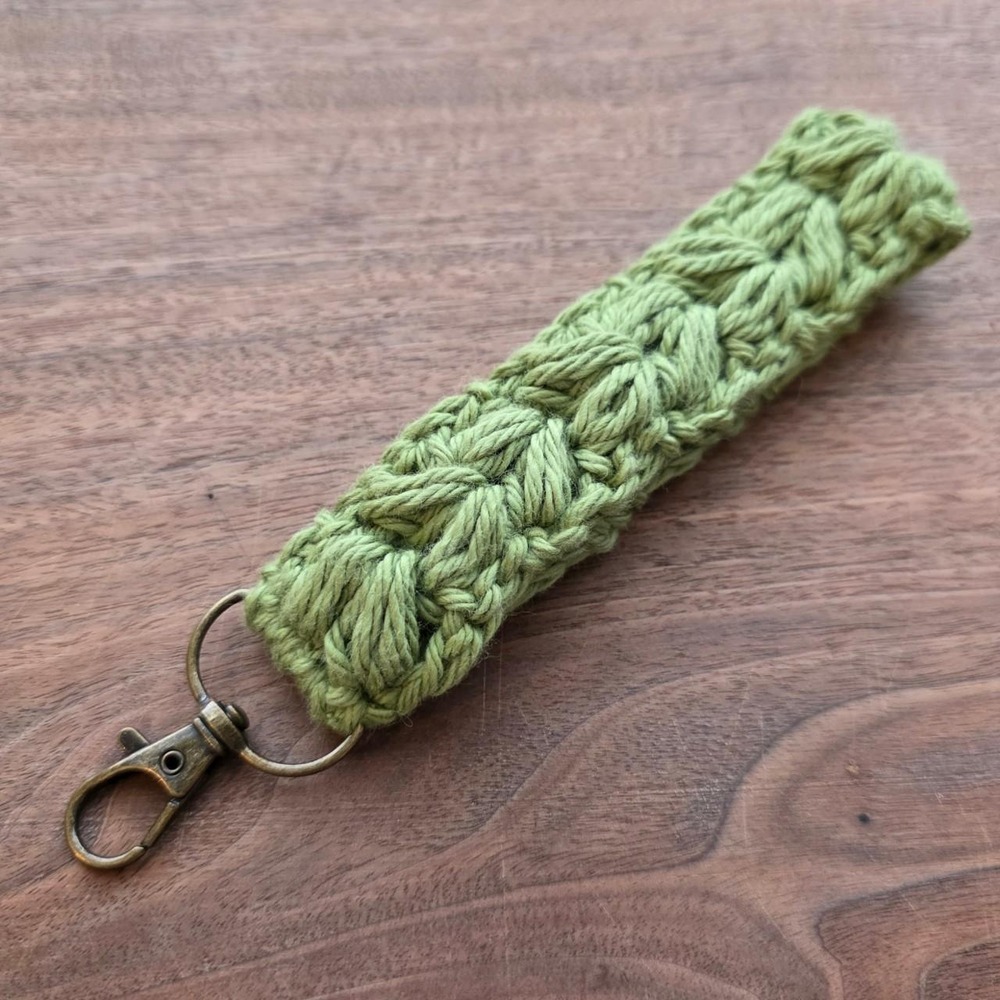 Handmade Moss Green Crochet Wristlet Keychain Floral Puff Cotton Key Fob Brass